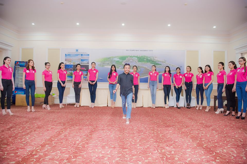 Các thí sinh hiện đang tập luyện để cho đêm chung khảo.